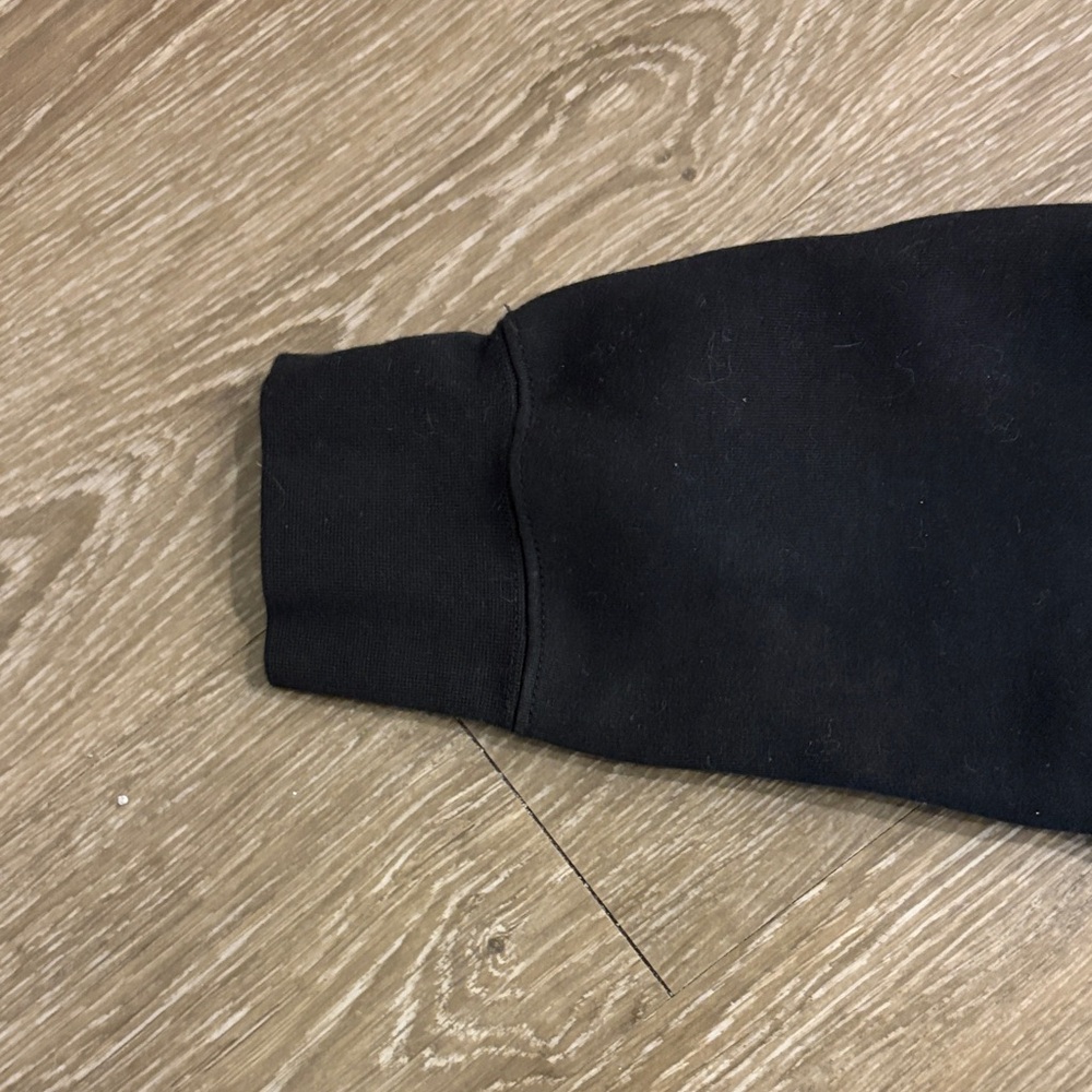 Nike Black Cropped Pullover Hoodie with Subtle Swoosh - Picture 5 of 5